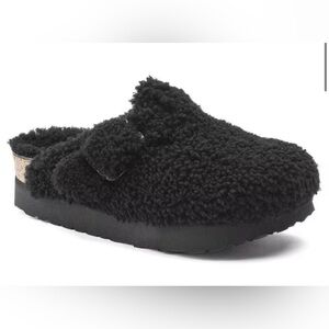 Papillio platform black Fuzzy clogs women’s size 39